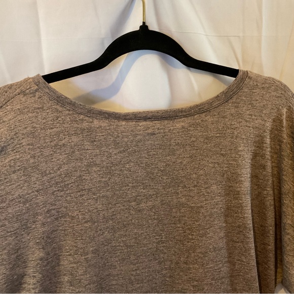 APT 9 Women’s brown heathered shirt sleeve top with front knot size LARGE - Picture 6 of 9